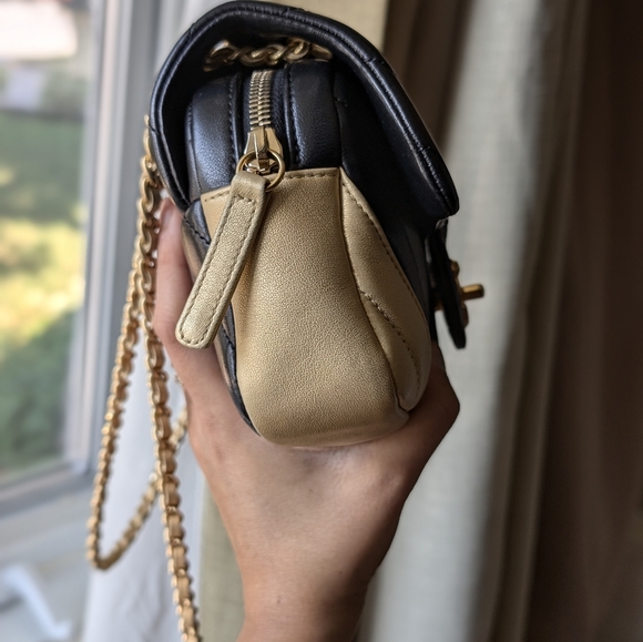 ✨Chanel bag✨ - Picture 4 of 10